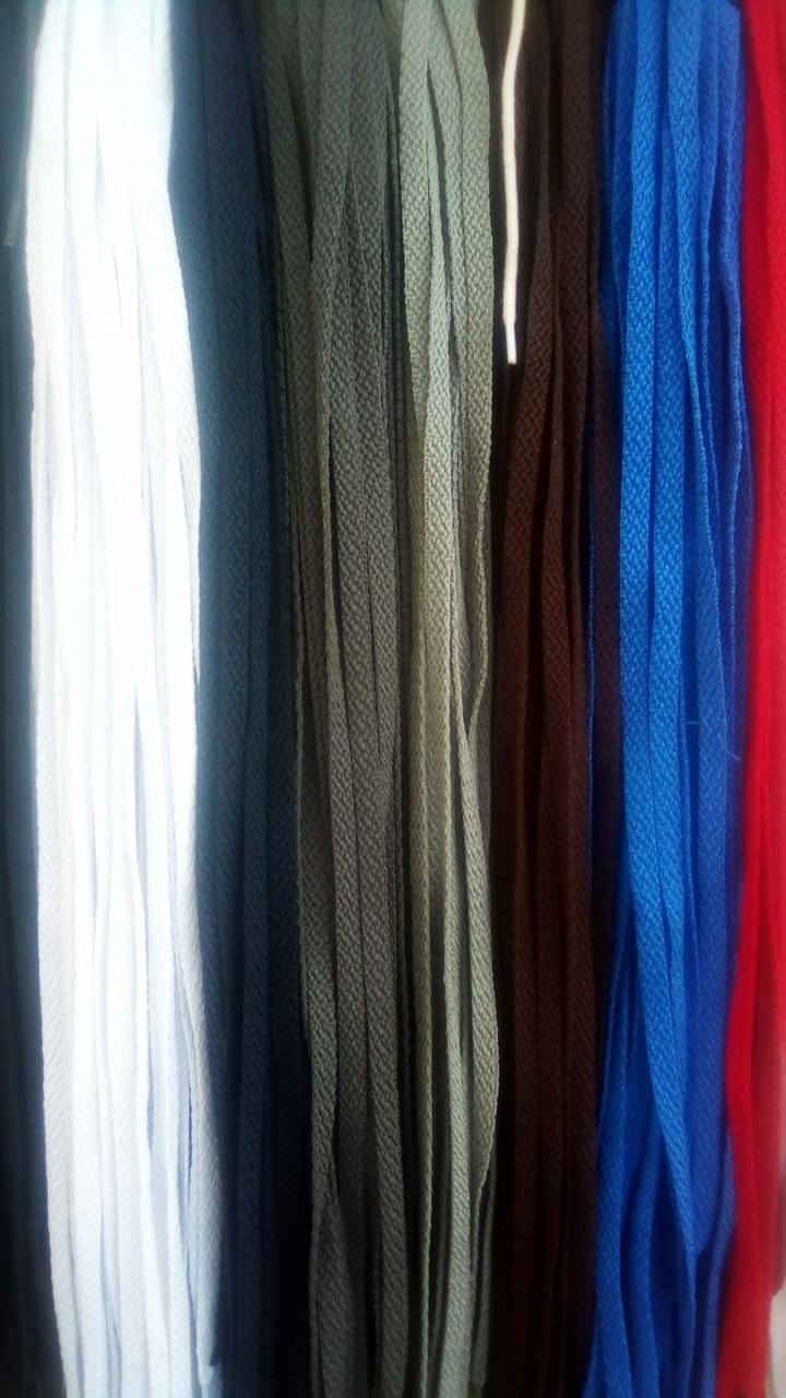 Agujetas planas para tenis